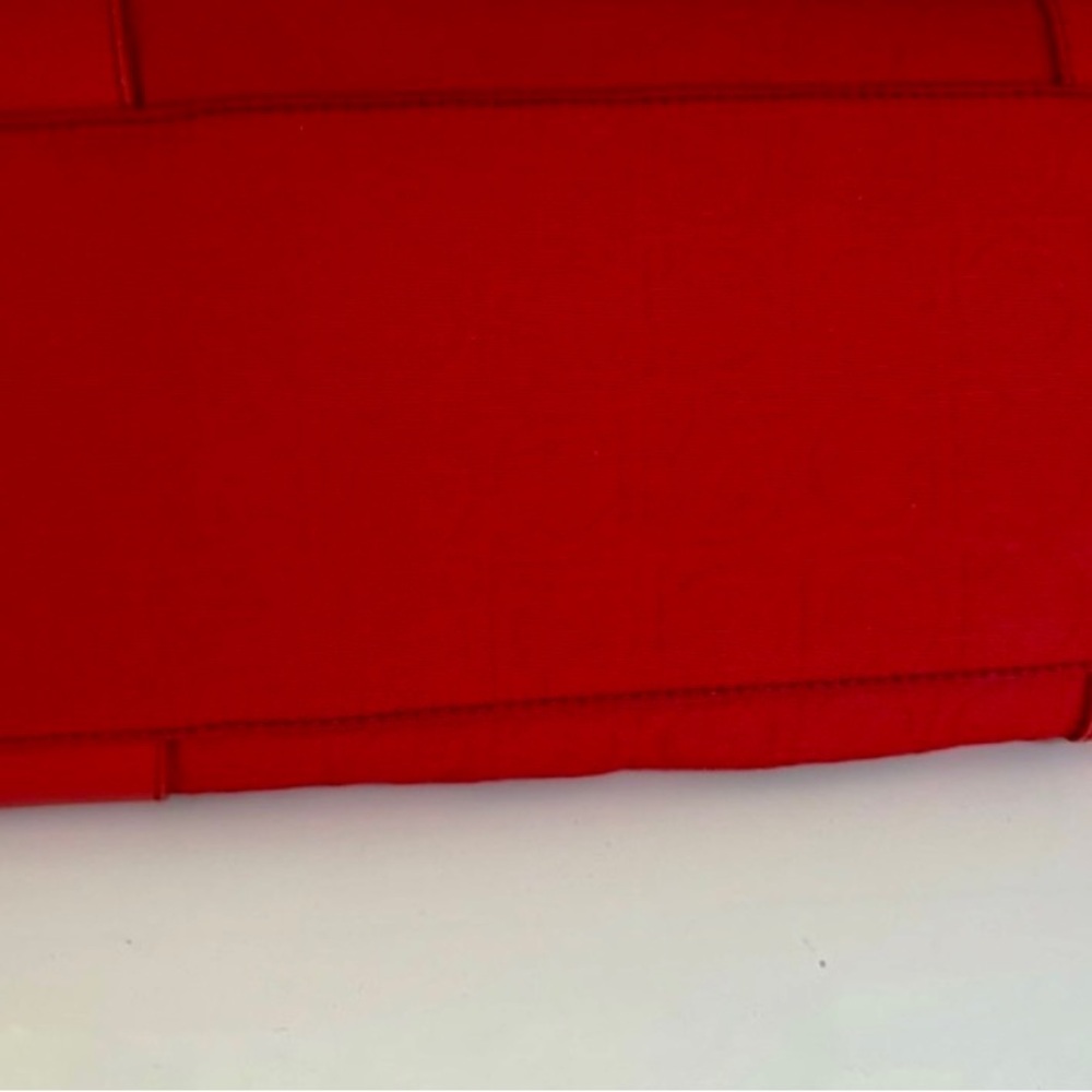 Salvatore Ferragamo Red Gancini Embossed
Shoulder Bag - Picture 9 of 13